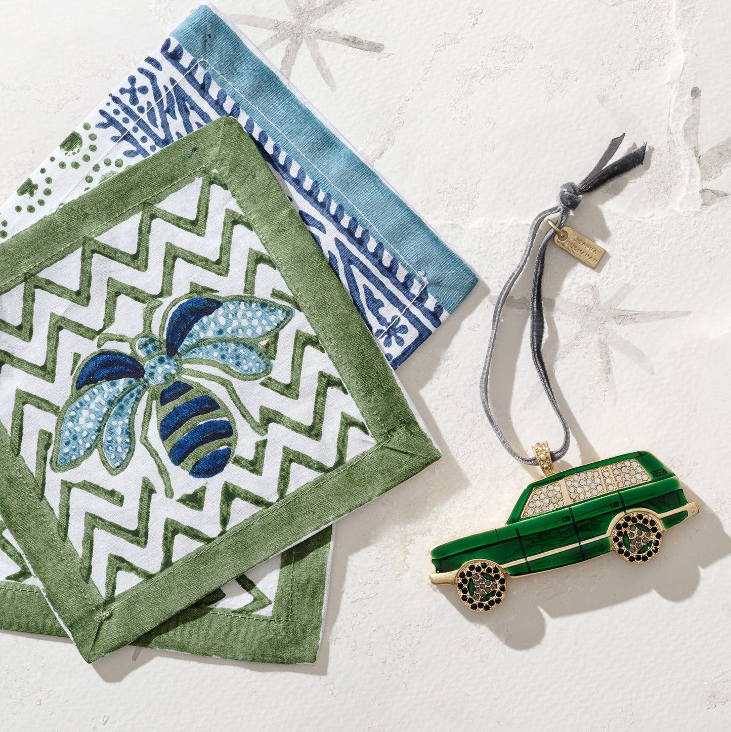 Festive Green Holiday Truck Hanging Ornament – Nostalgic Keepsake