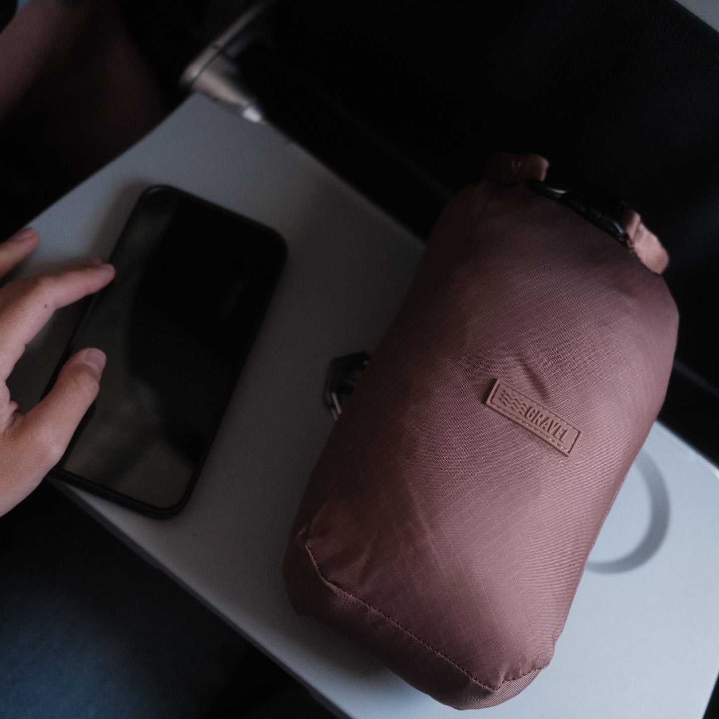 Cozy Packable Quartz Travel Blanket – Insulated, Waterproof & Compact