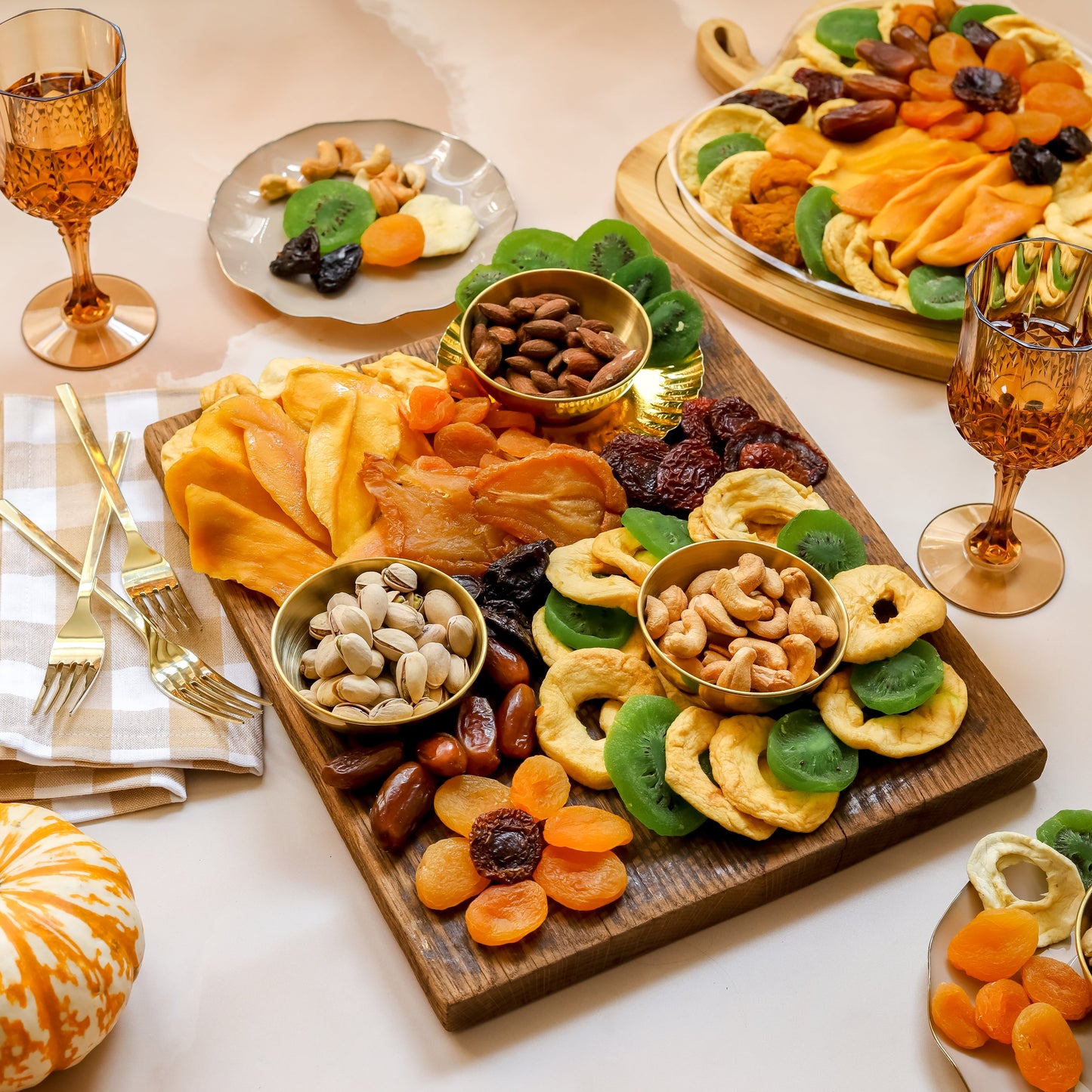Artisan Forbidden Fruits Gift Basket – Exotic Dried Fruit Tray