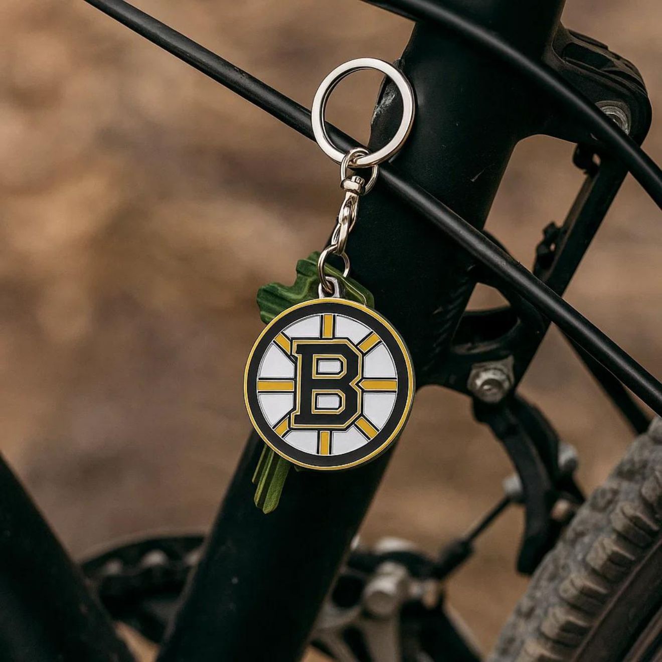 Boston Bruins Heavyweight Team Logo Keychain with Clasp