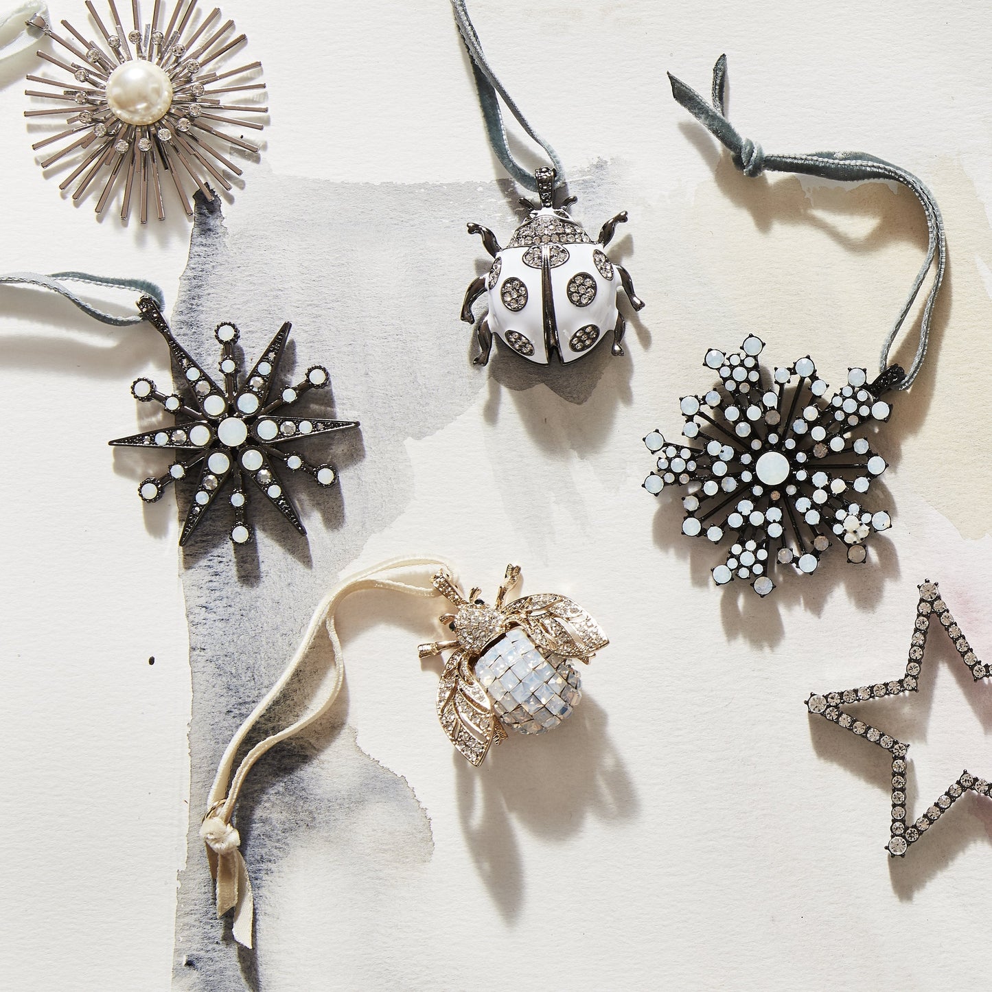 Sparkle snowflake ornament, black with opal