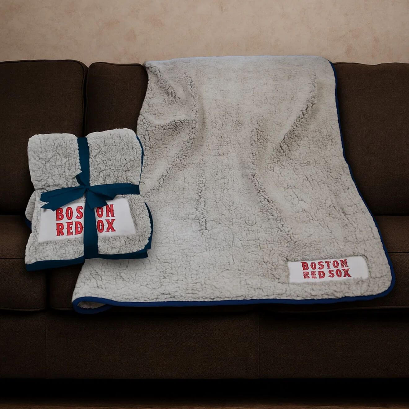 Boston Red Sox 50" x 60" Frosty Fleece Throw Blanket – Soft & Cozy