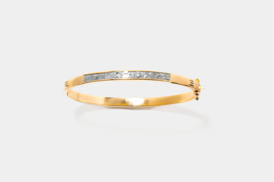 Hapur Clasp Gold Vermeil Bangle Bracelet Raw Diamonds and Resin Detail
