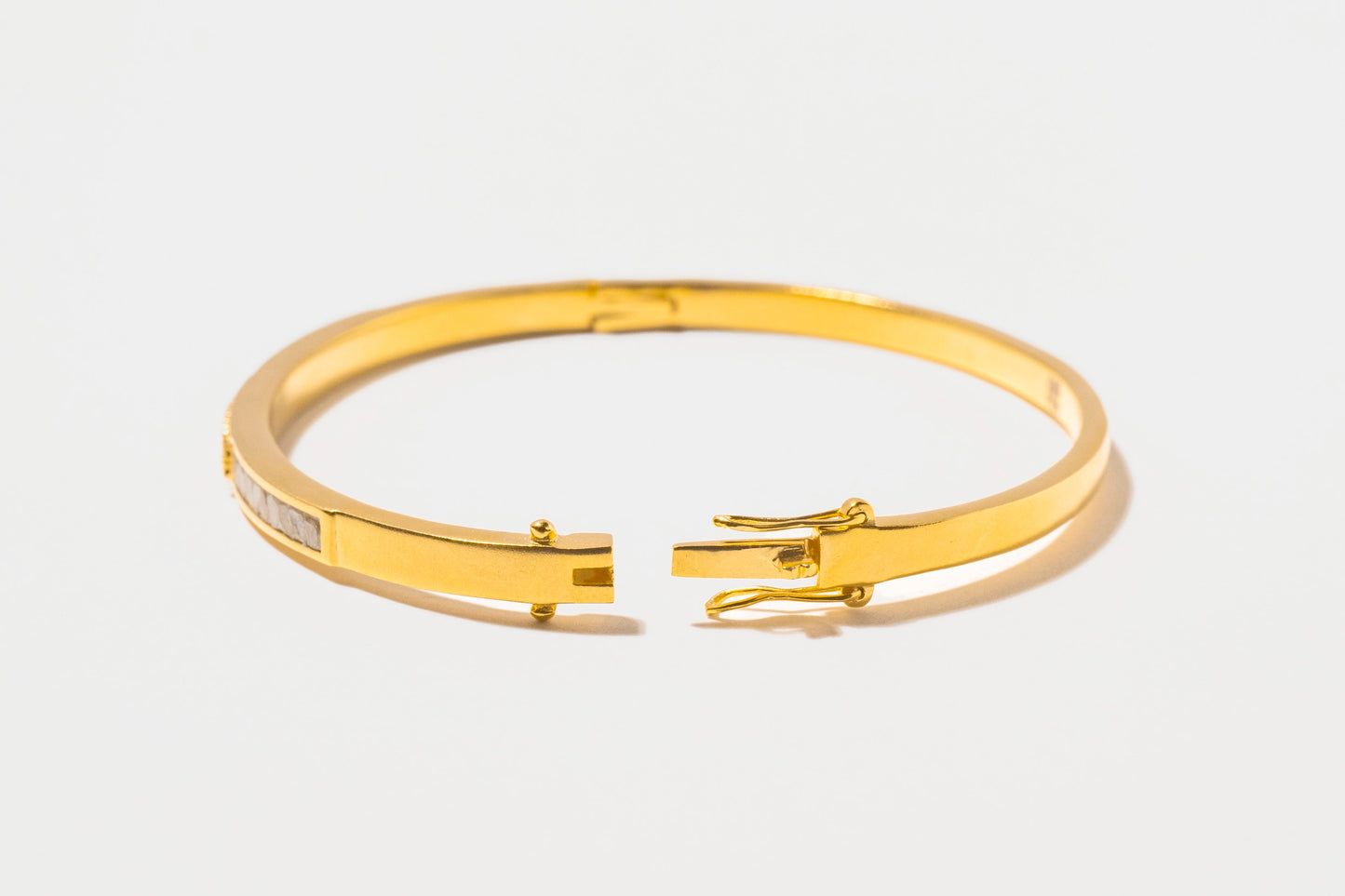 Kangra Gold Vermeil Bangle Bracelet with Diamonds