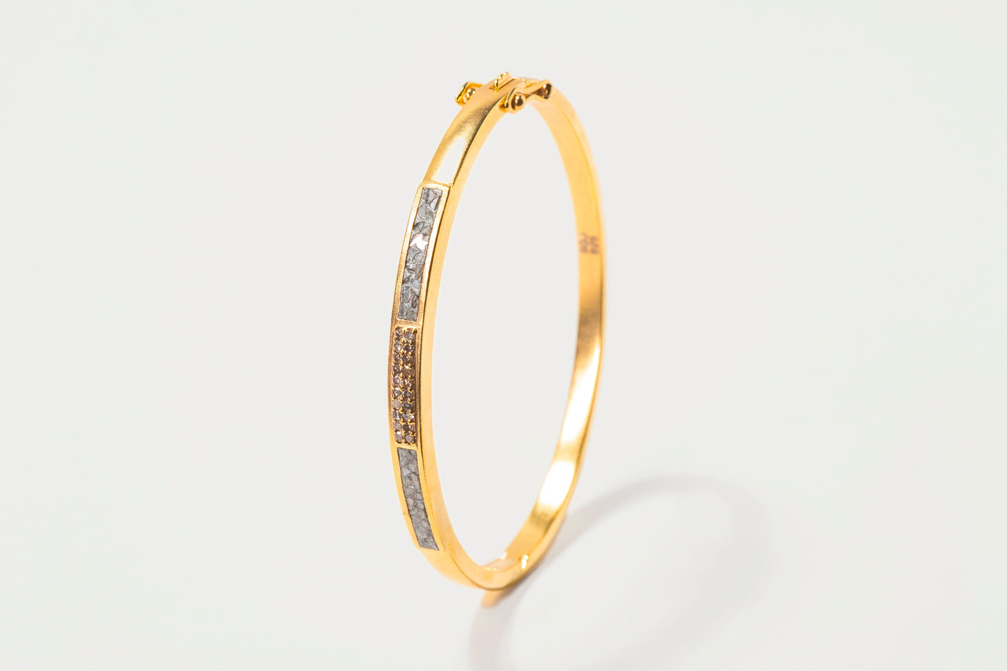 Kangra Gold Vermeil Bangle Bracelet with Diamonds