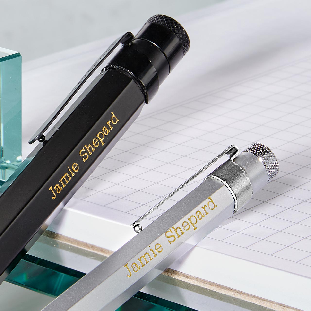 L-Tech Infinity Easy Flow Ballpoint, Iconic Seven-Faceted Brass Pen