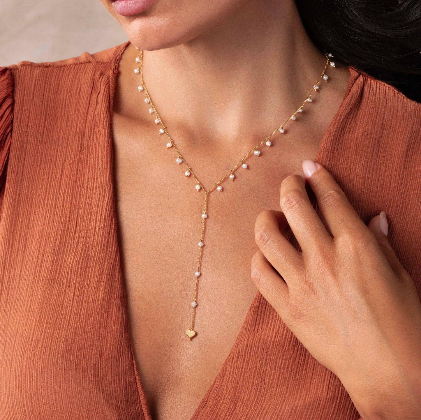 Timeless Love Heart Pearl Lariat Necklace — Elegant Lariat Design