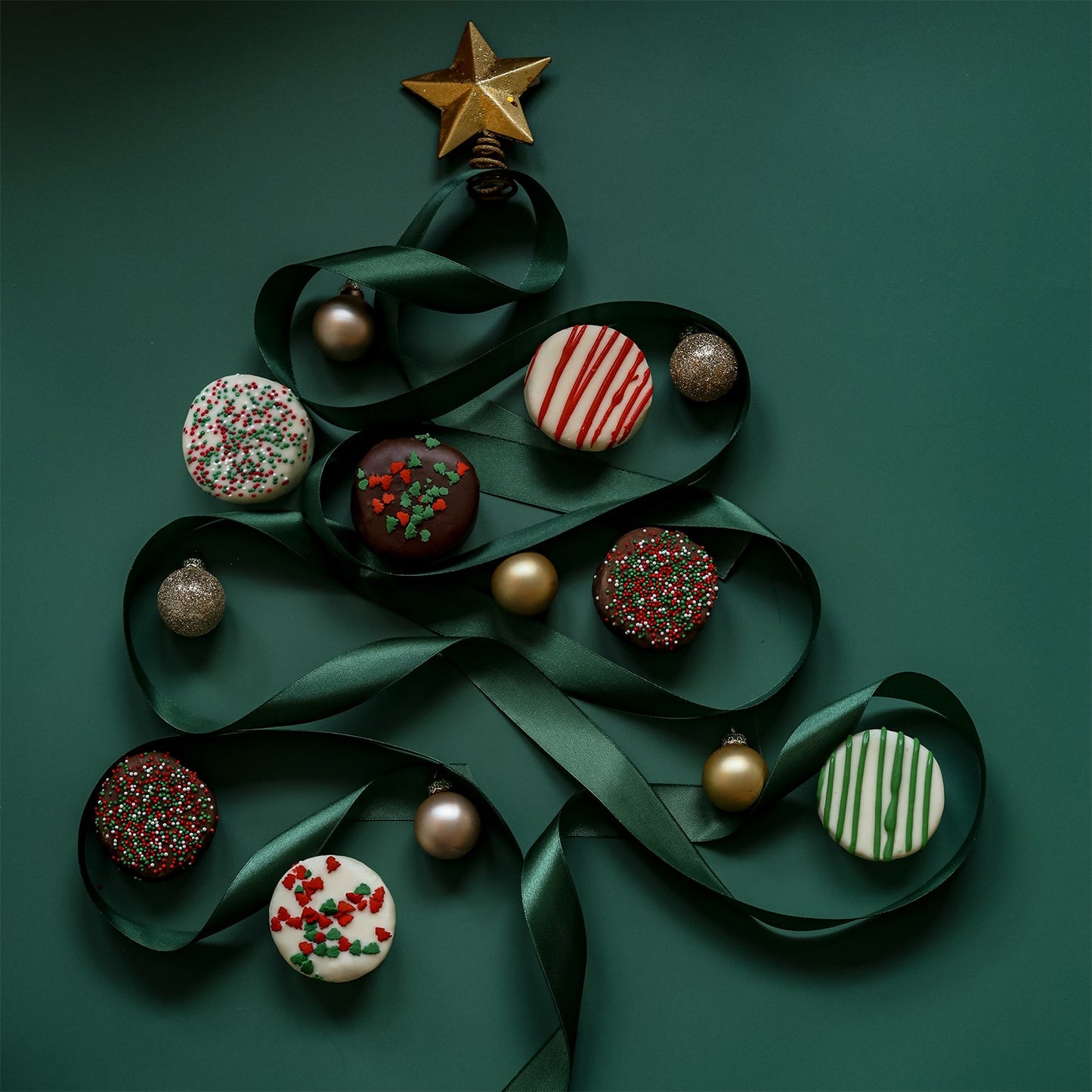 Musical Cookie Tin – Chocolate-Covered Oreos Gift